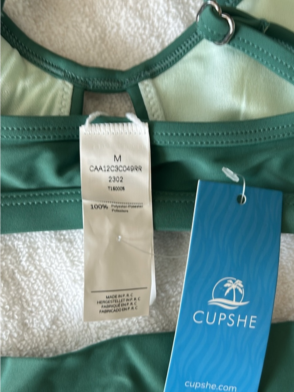 CUPSHE Women's Green Bikini Top in Medium; Large bottoms. Emerald Green